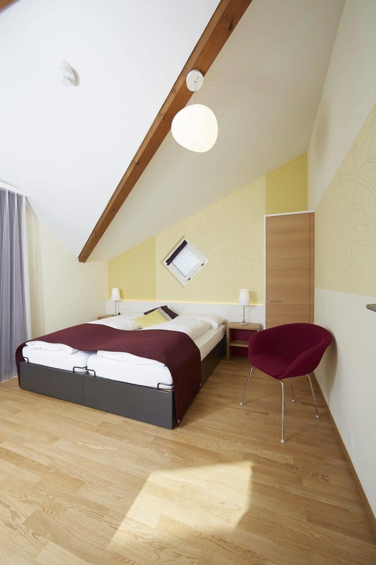 Hotel Restaurant Rebstock Wolhusen Exterior photo